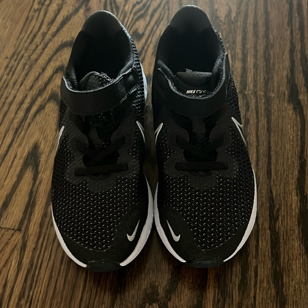 *BRAND NEW* Nike Sneakers